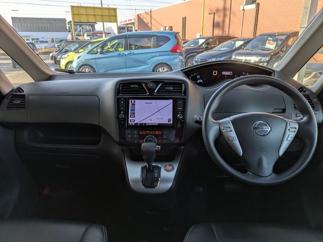 NISSAN SERENA  S-HYBRID 4WD 2016 Image 31