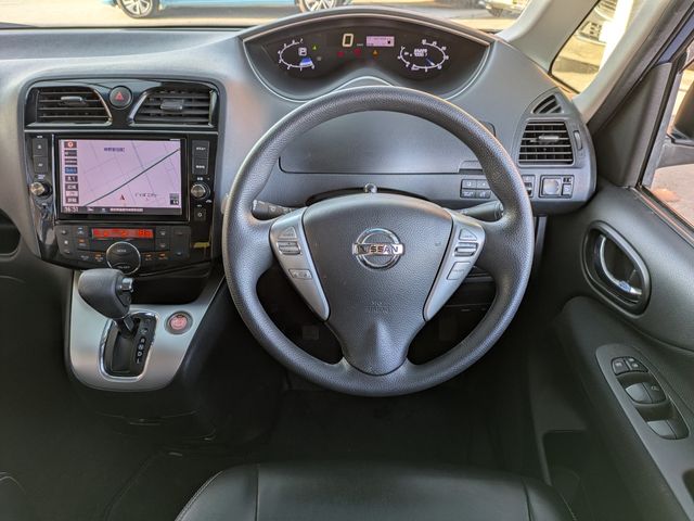 NISSAN SERENA  S-HYBRID 4WD 2016 Image 31