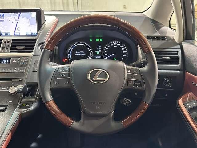 TOYOTA LEXUS HS250H 2015 Image 31