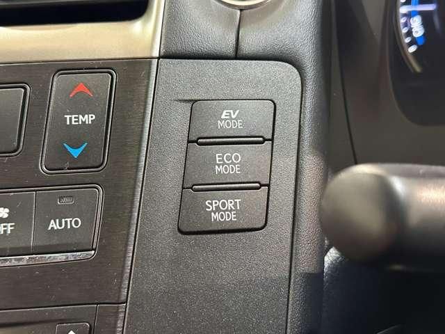 TOYOTA LEXUS HS250H 2015 Image 31