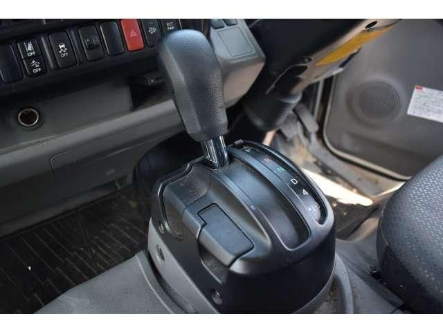 TOYOTA DYNA 2019 Image 31