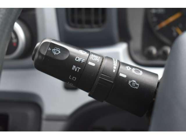 MITSUBISHI CANTER 2013 Image 31