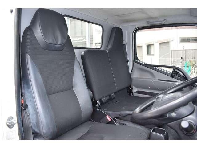 MITSUBISHI CANTER 2017 Image 31