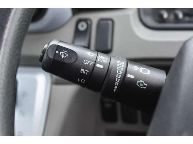 MITSUBISHI CANTER 2017 Image 31