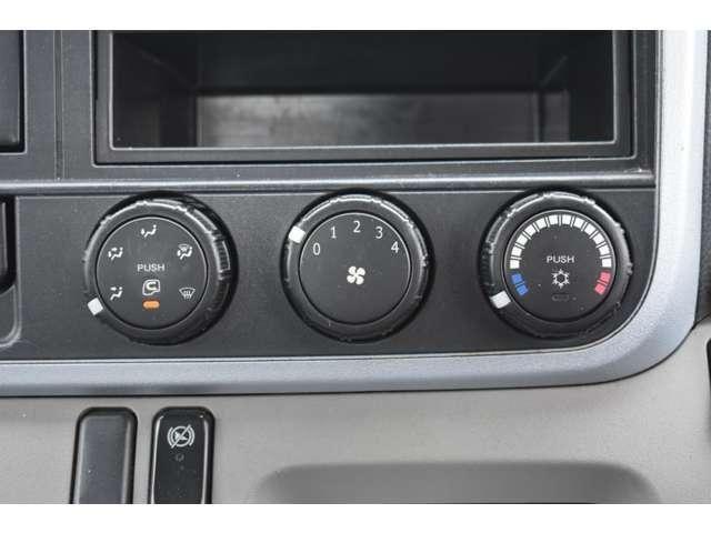 MITSUBISHI CANTER 2017 Image 31