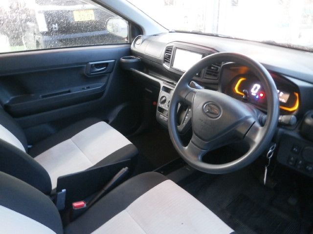 DAIHATSU MIRA E:S 2019 Image 31