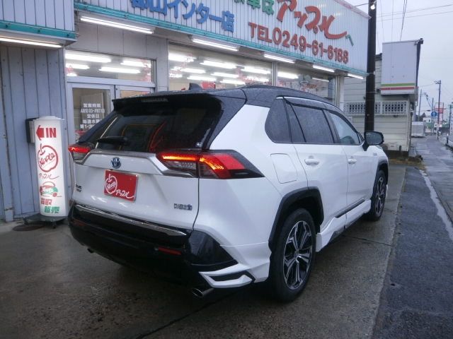 TOYOTA RAV4 PHV 2021 Image 31