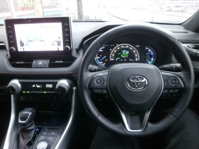 TOYOTA RAV4 PHV 2021 Image 31