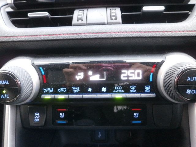 TOYOTA RAV4 PHV 2021 Image 31