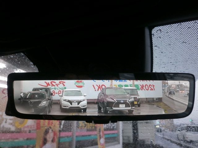 TOYOTA RAV4 PHV 2021 Image 31