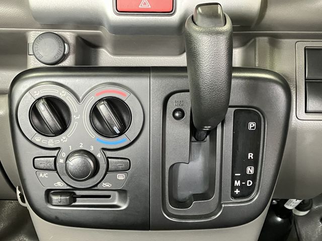 NISSAN NV100 CLIPPER 2019 Image 31