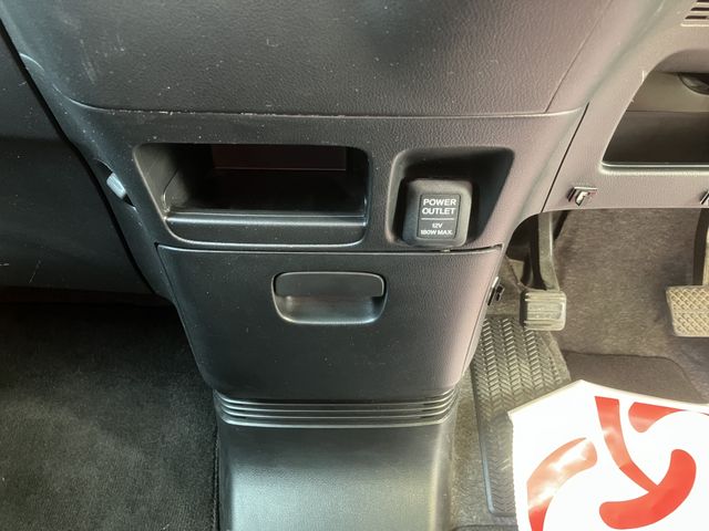 HONDA N BOX+ CUSTOM 2013 Image 31