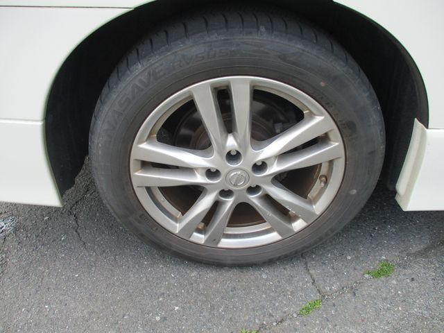 NISSAN ELGRAND 2010 Image 31