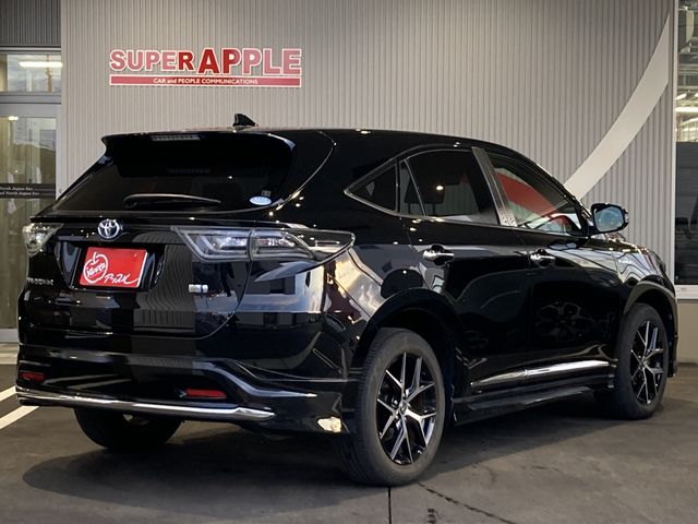 TOYOTA HARRIER HYBRID 2016 Image 31