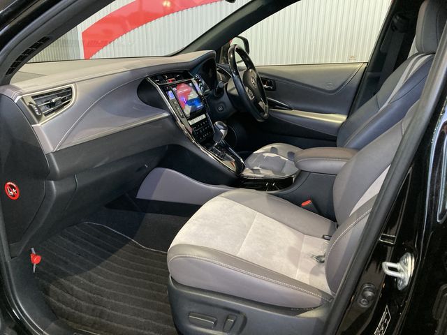 TOYOTA HARRIER HYBRID 2016 Image 31