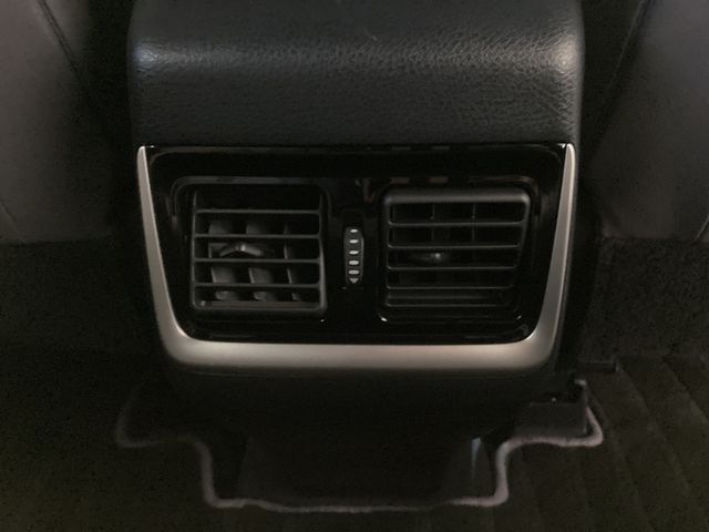 TOYOTA HARRIER HYBRID 2016 Image 31