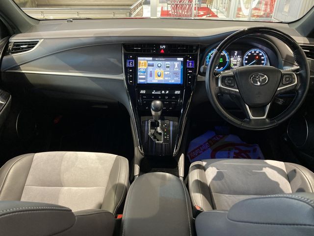 TOYOTA HARRIER HYBRID 2016 Image 31