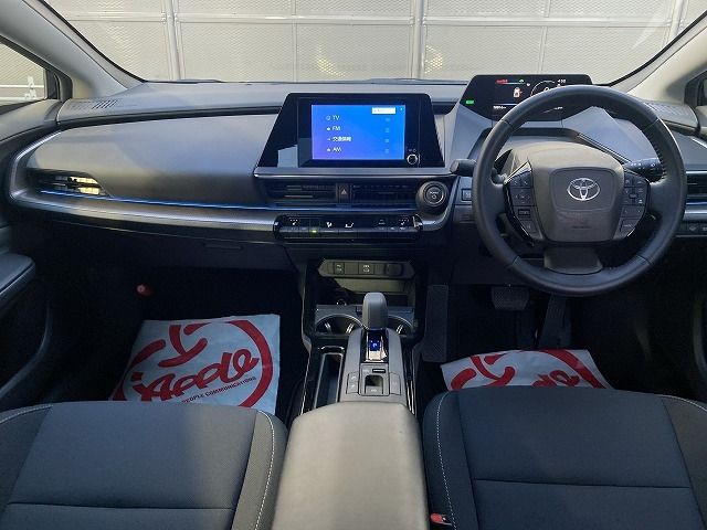 TOYOTA PRIUS 4WD 2023 Image 31