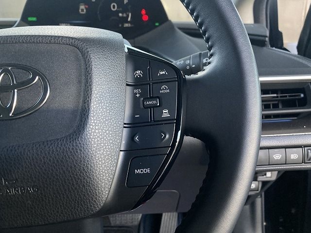 TOYOTA PRIUS 4WD 2023 Image 31