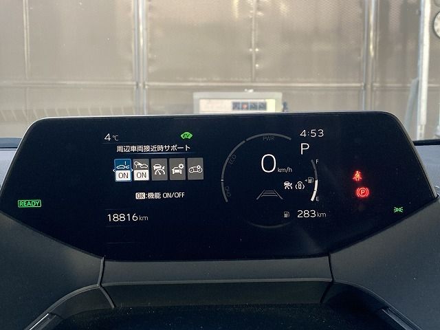 TOYOTA PRIUS 4WD 2023 Image 31