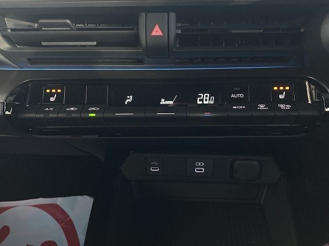 TOYOTA PRIUS 4WD 2023 Image 31