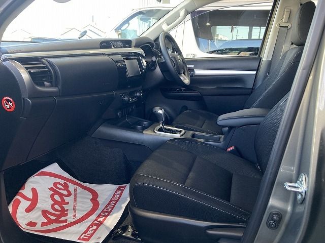 TOYOTA HILUX 4WD 2022 Image 31