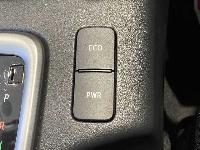 TOYOTA HILUX 4WD 2022 Image 31