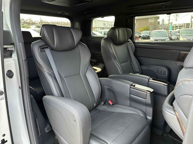 TOYOTA ALPHARD HYBRID 2024 Image 31