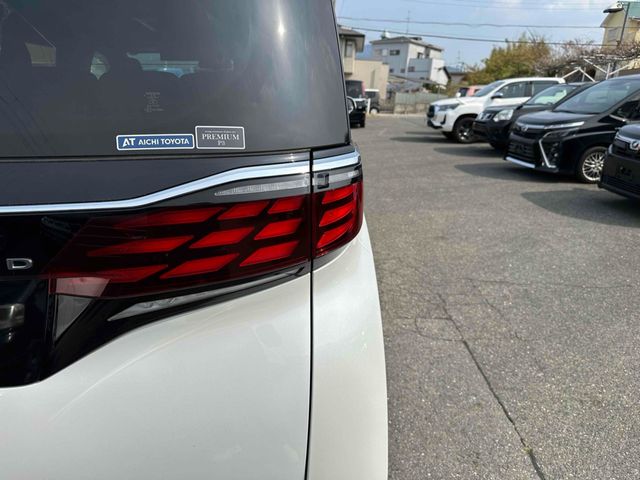 TOYOTA ALPHARD HYBRID 2024 Image 31