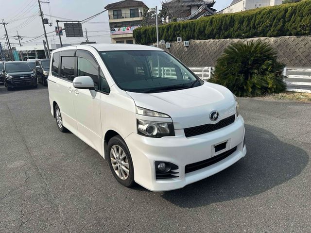 TOYOTA VOXY 2010 Image 31