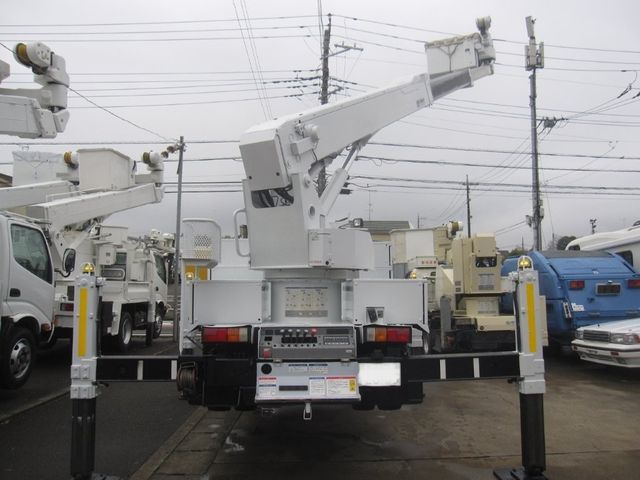 ISUZU ELF 2014 Image 31