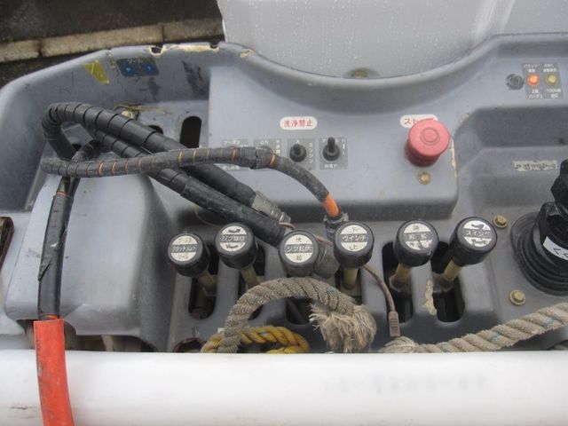 ISUZU ELF 2014 Image 31