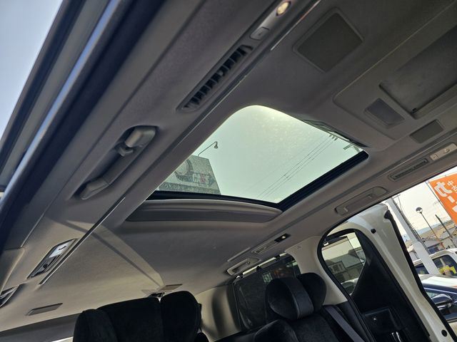 TOYOTA ALPHARD 2017 Image 31