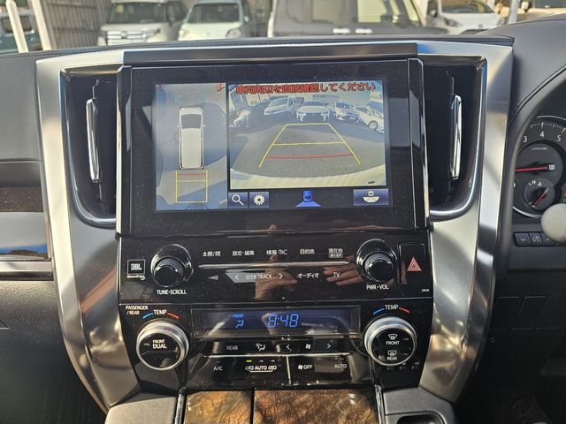 TOYOTA ALPHARD 2017 Image 31