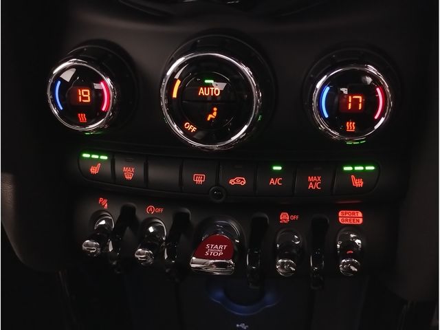 BMW MINI 2023 Image 31