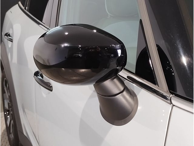 BMW MINI COOPER D CROSSO 2023 Image 31