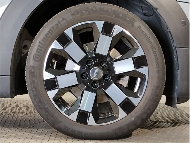 BMW MINI COOPER D CROSSO 2023 Image 31