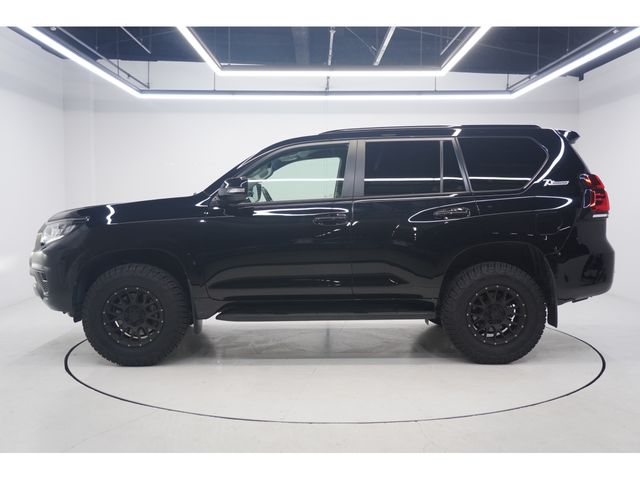 TOYOTA LANDCRUISER PRADO 2022 Image 31