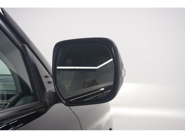 TOYOTA LANDCRUISER PRADO 2022 Image 31