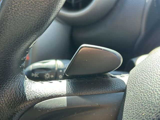 BMW MINI COOPER CROSSOVE 2011 Image 31