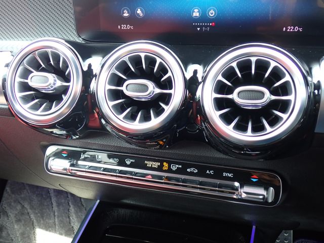 MERCEDES BENZ MERCEDES AMG GLB CLA 2021 Image 31