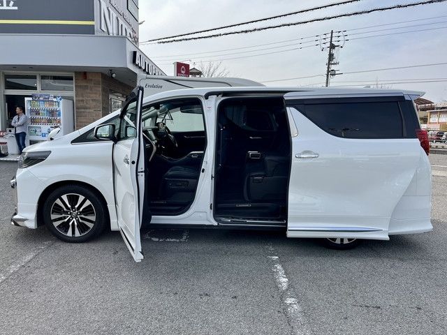 TOYOTA ALPHARD 2020 Image 31