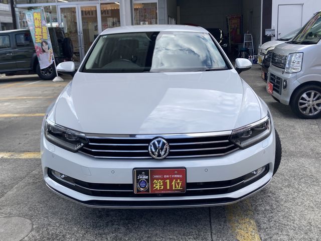 VOLKSWAGEN PASSAT SE 2019 Image 31