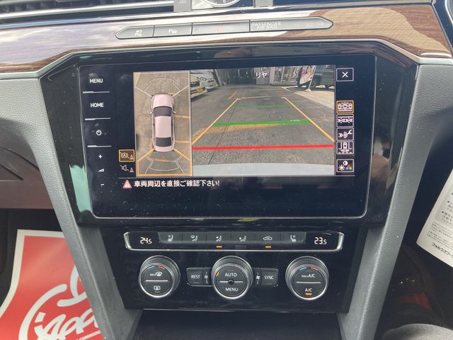 VOLKSWAGEN PASSAT SE 2019 Image 31