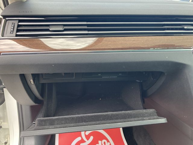 VOLKSWAGEN PASSAT SE 2019 Image 31