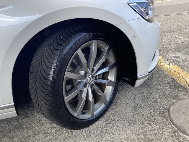 VOLKSWAGEN PASSAT SE 2019 Image 31