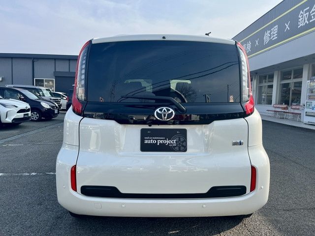 TOYOTA SIENTA HYBRID 2023 Image 31