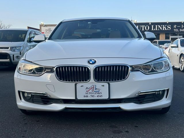 BMW 3SERIES SEDAN 2012 Image 31