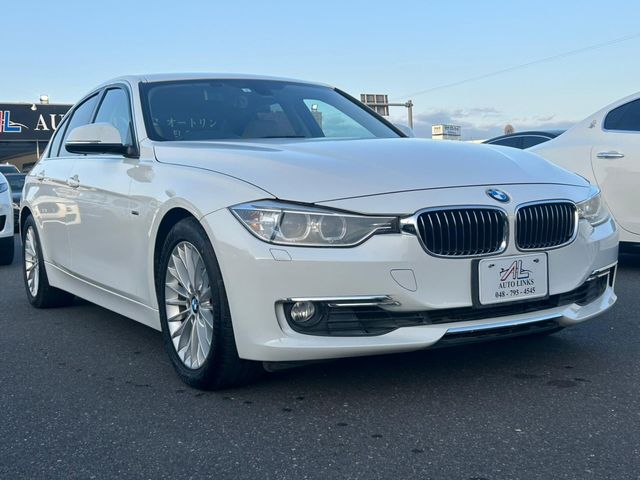 BMW 3SERIES SEDAN 2012 Image 31