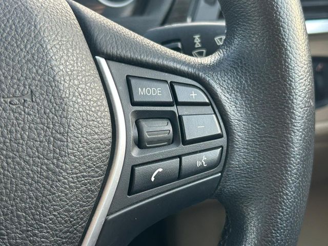 BMW 3SERIES SEDAN 2012 Image 31